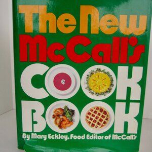 Vintage 1973 McCalls Cookbook Midcentury Comfort Recipes USA Hardcover Dust Jkt